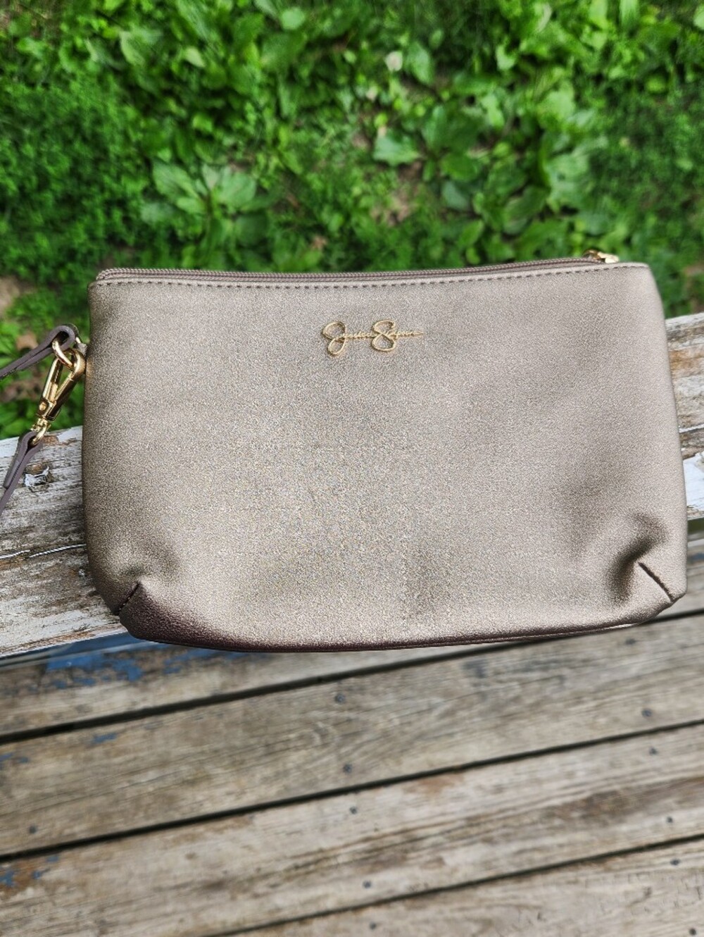 Jessica Simpson Shimmering Gold Wristlet Clutch Pouch EUC